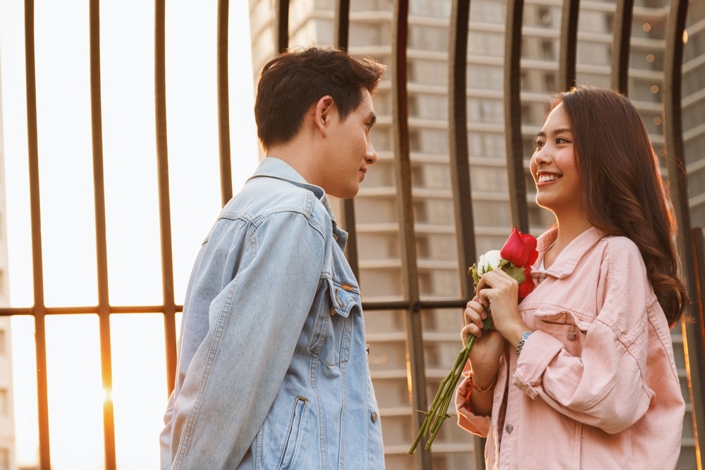 The Matchmaker’s Guide to First Date Etiquette: Dos and Don’ts for a Positive First Meeting